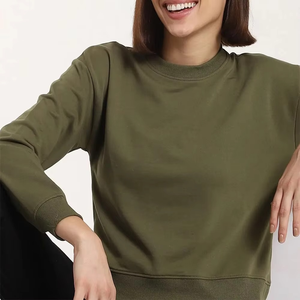 เสื้อสเวตเชิ้ตคอกลมผ้าฝ้ายพรีเมียม 100% สำหรับผู้หญิง สไตล์ลำลองโอเวอร์ไซส์ใหม่ล่าสุด ดีไซน์โลโก้เรียบง่าย ปี 2026 - Product Image 5
