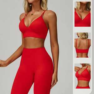 Ensemble de sport pour femme : Leggings taille haute en nylon et élasthanne, soutien-gorge de sport push-up à design croisé, idéal pour la course, l'entraînement et le yoga. - Product Image 2