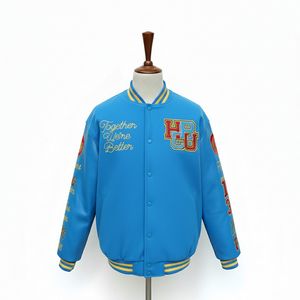 Chaqueta Letterman Personalizada OEM para Hombre, Talla Grande, Chaqueta Varsity de Lana y Tela con Parches Bordados, Estilo Béisbol Urbano con Detalles en Cuero - Product Image 3