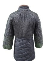 Demi-chemise en maille artisanale en acier doux, rivetée à plat avec anneaux de fixation, pour chevalier médiéval, armure viking et événements d'Halloween