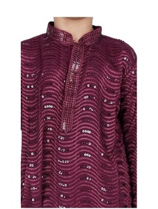 Conjunto de Kurta para Niños, Rojo, Rayón, Ropa Étnica, Bordado con Lentejuelas, Manga Larga, Traje Tradicional Pakistaní para Bodas, Largo hasta la Rodilla, Corte Regular - Product Image 3