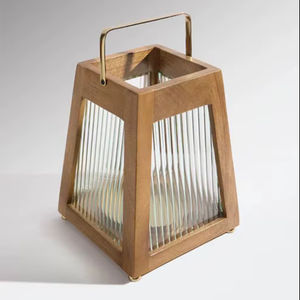 โคมไฟไม้ลายริ้วสีน้ำตาลเข้มสำหรับบ้านหรู - Product Image 1