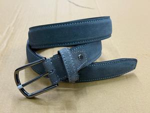 Ceinture en cuir de vachette noir avec boucle à ardillon, bord tressé, logo personnalisé, pour homme, usage quotidien, accessoires pour homme, ceinture en cuir pour homme - Product Image 4