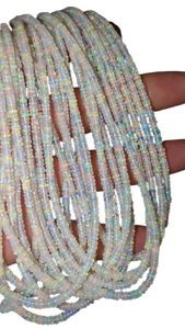 Perles Rondelles en Opale de Feu Naturelle d'Éthiopie Grade AAA, Lisses, 4mm, Fil de 16 Pouces, Fournisseur en Gros pour la Fabrication de Bijoux - Product Image 1