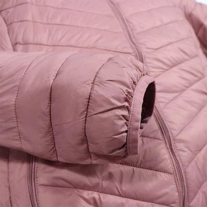 Nueva Chaqueta Acolchada para Mujer con Logotipo Personalizado, Talla XL, Cómoda, Larga, de Primera Calidad, Fabricada en Algodón por Fábrica OEM - Product Image 4