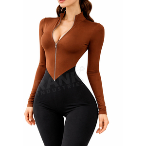 Combinaison de sport pour femme de haute qualité, sans couture, pour la gym et l'entraînement - Product Image 3