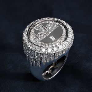 Anillo de cóctel unisex de plata 925 con rodio y moissanita, diseño de corona, engaste pavé, 12 g, estilo hip hop, para fiesta, de AMBER JEWELS - Product Image 1