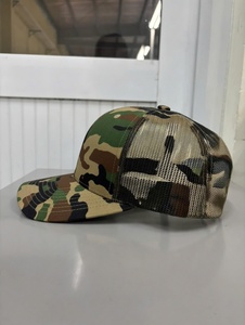 หมวกแก๊ปตาข่ายลายพรางแบบกำหนดเอง พร้อมผ้าระบายอากาศและกันน้ำ สำหรับงานปาร์ตี้ มีตัวเลือกโลโก้แบบกำหนดเอง ผลิตจากโรงงานโดยตรงในเวียดนาม - Product Image 3