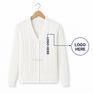 Cardigan en acrylique blanc à col en V de haute qualité Cosh International pour sororité, idéal pour l'hiver et les tenues universitaires - Product Image 5
