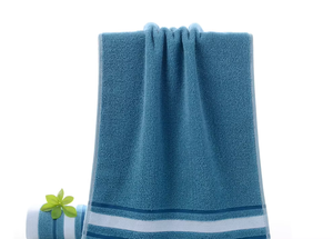 Serviette de Visage Style Moderne Ultra Absorbante en Coton Doux – Gant de Toilette Rayé pour Maison, Hôtel, Spa – Vente en Gros, Fournisseur OEM - Product Image 2