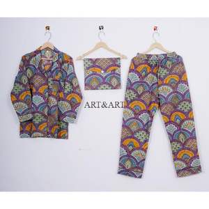 ชุดนอนผ้าฝ้ายคุณภาพสูงสำหรับผู้หญิง หลายสี ดีไซน์คลาสสิก แต่งขอบด้วยผ้าปิเป้ ชุดนอนเซ็กซี่พิมพ์ลาย สำหรับผู้ใหญ่ เหมาะสำหรับโรงแรม - Product Image 6