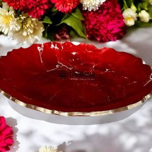 Plateau en résine contemporain, élégant, pour la décoration de la maison et les cadeaux spéciaux Tradebyd - Product Image 4