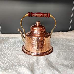 Tetera Clásica de Cobre Martillado con Acabado Antiguo, Asa de Agarre Fuerte, Adorno Decorativo para Cocina, Capacidad de 500 ml, Resistente al Calor - Product Image 3