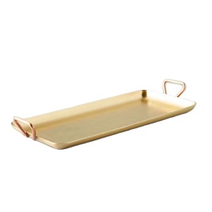 Nouveauté : Plateau rectangulaire doré avec poignées en cuivre pour une décoration élégante de la maison, design élégant pour la cuisine et la salle à manger - Product Image 1