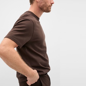 Nueva llegada Camiseta personalizada de alta calidad Camiseta lisa con logo impreso personalizado para hombre y mujer Hecha en Bangladesh - Product Image 3