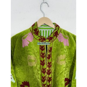 Wholesale Green Velvet Embroidered Blazer <b>Women</b> Mandarin Collar Full Sleeve Inside Cotton Lining <b>Women</b> <b>Coat</b> - Product Image 2