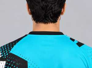ชุดเสื้อฟุตบอลสำหรับทีมสโมสร แบบสั่งทำพิเศษ ระบายอากาศได้ดี แห้งเร็ว พิมพ์ลายแบบซับลิเมชั่น ผลิตจากโพลีเอสเตอร์ พร้อมกางเกงขาสั้น - Product Image 4