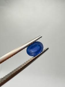 Zafiro Azul Natural, Corte Ovalado, 1.05CT, 6.5x5x3.5mm, Facetado, Suelto, de Ceilán, Tratado Térmicamente, con Juego de Color, para Joyería - Product Image 4