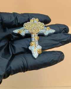 Colgante de Cruz con Diamantes Moissanite VVS Personalizado, Colgante Religioso, Estilo Hip Hop, Plata 925, Chapado en Oro, Joyería Cristiana - Product Image 4