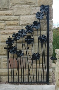 Elegant Iron Wall Decor With Swirl Design For Photo Frames And Ornaments - Product Image 4