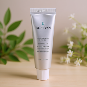 Crema Viso REJURAN 50ml per Migliorare la Circolazione Cellulare con Complesso Peptidico C-PDRN e Niacinamide, Rassodante, Illuminante e Anti-Età per una Pelle Giovane - Product Image 3