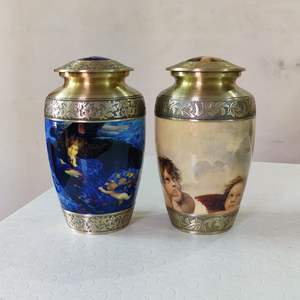 Diseñado de forma diferente con un acabado único y multicolor, lucen atractivos cuando se colocan en el hogar para guardar las cenizas de nuestros seres queridos. - Product Image 3