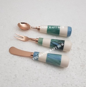 Ensemble à fromage au design élégant, ustensiles de cuisine, ensemble de couverts en acier inoxydable, ensemble à fromage avec manche en bois et résine, à un prix très compétitif - Product Image 5