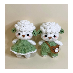 Llavero de Ganchillo con Forma de Cordero Amigurumi, de Lana, con Mosquetón, Vestido Rosa, Diseño de Dibujos Animados, Forma 3D Suave, Decoración Navideña, 99 GOLD DATA Catarina - Product Image 3