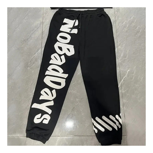 Conjunto de Sudadera Corta con Estampado Puff Personalizado y Pantalones Acampanados para Hombre, Chándal de Invierno con Pantalones Apilados, Traje Deportivo Jogger - Product Image 3