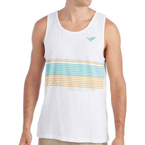 Débardeur de sport pour hommes, haute performance, idéal pour les aventures en plein air et les entraînements - Product Image 2