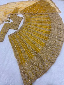Lehenga Choli traditionnel en georgette brodé, longueur ras du sol, pour femmes, idéal pour les fêtes et mariages, vêtements d'Inde et du Pakistan - Product Image 5