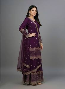 Costume Anarkali traditionnel pour femmes, couleur pourpre, avec broderie dorée, longueur au sol, polyester, tenue de soirée, style Inde Pakistan - Product Image 5