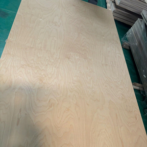 Panneau de contreplaqué de bouleau de première qualité 4x8 pieds, 18mm/3mm/12mm/15mm, qualité armoire, commercial, étanche, marine, E0 E1, pour meubles de chambre - Product Image 1