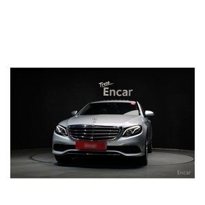 Mercedes-Benz Clase E E300 4MATIC Exclusive, abril de 2019, 92,488 km, caja de cambios automática, asientos de cuero, emisiones Euro V, volante a la izquierda - Product Image 3