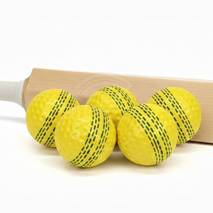 ลูกคริกเก็ตมาตรฐานสำหรับฝึกซ้อม ออกแบบด้วยวัสดุคุณภาพสูง เสริมความมั่นคงของรูปทรงและสมดุล เหมาะสำหรับสนามฝึกซ้อม - Product Image 6