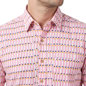 Camisa informal con botones y manga corta a rayas rosas para hombre con bolsillo para verano - Product Image 3