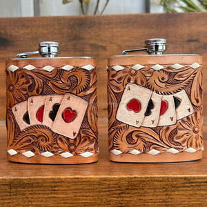 Wholesale Modern Hand Tooled Leather 8oz Stainless Steel Hip Flask High Quality Cow Leather Flask Holder Fashionable Gift Box - Product Image 2