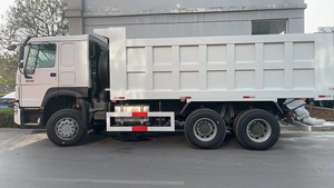 Camion benne minier HOWO 6x4 résistant à l'usure, anti-impact, <span class=keywords><strong>pour</strong></span> le transport de gravier, de débris et de déchets de construction - Product Image 2