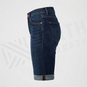 Shorts en jean déchirés personnalisés de couleur premium, style streetwear décontracté d'été, longueur genou, bas de tenue tendance pour femmes - Product Image 3