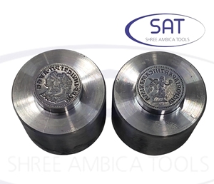 SAT Jewelry – Moules de Confection de Pièces de Monnaie Personnalisées de Qualité Supérieure en Or et Argent, Motif Visage de Reine, avec Double Polissage – Nouvelle York, Émirats Arabes Unis - Product Image 3