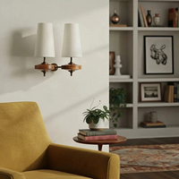 Lampe murale vintage française en bois massif, lampe de chevet rétro de luxe pour chambre à coucher, lumière d'ambiance pour mur de fond de salon