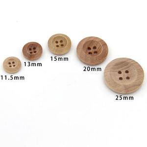 Botones de madera más vendidos y populares, utilizados para prendas de punto, chaquetas y abrigos de invierno, ya que su textura natural se adapta perfectamente. - Product Image 3