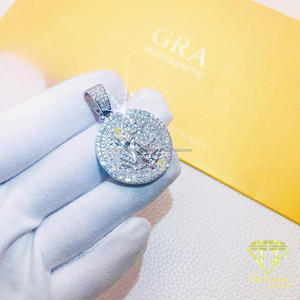 Premium Iced Moissanite Diamond Pendant with <b>Round</b> <b>Frame</b> and Sparkling 925 Sterling Silver Jewelry Design - Product Image 4