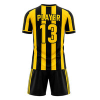 Uniforme de Fútbol para Hombre de Alta Calidad, Negro, Personalizado, Sublimado, Transpirable, 100% Poliéster, Manga Corta, Secado Rápido