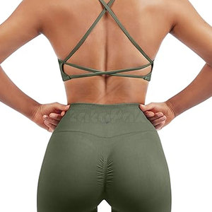 Conjunto de Yoga Verde Oliva de 2 Piezas, Top Corto Halter Sin Costuras y Pantalones Cortos de Cintura Alta, Ropa Deportiva Transpirable de Spandex/Nailon - Product Image 3
