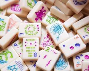 Tuiles de Mahjong en Résine Coulée Écologiques Artisanales Artistiques Traditionnelles à Motif Circulaire Forme Personnalisée Souvenir - Product Image 2