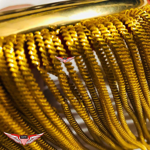 Epoleote Ceremonial Napoleónico Hecho a Mano con Flecos de Hilo Dorado y Rojo, Bordado a Mano, Ecológico - Product Image 3