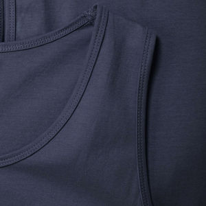 Débardeur de sport en coton personnalisé pour hommes, idéal pour la musculation et le fitness, haute qualité, fabriqué au Pakistan - Product Image 5