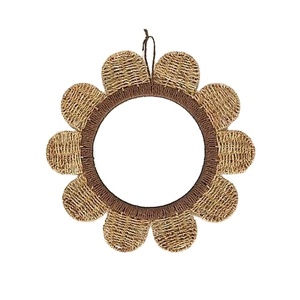 Nouveau produit Miroir mural en forme de fleur en jacinthe d'eau et jonc de mer, fabrication vietnamienne, décoration de salon haut de gamme 2026 - Product Image 1