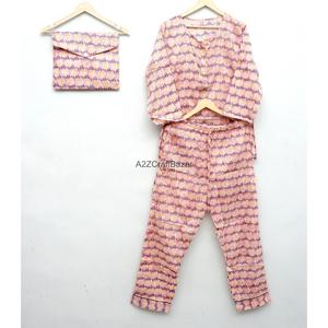 Conjunto de Pijama de Algodón Floral Hecho a Mano al por Mayor para Mujer, Suave, Cómodo, Cuello Redondo, Elegante, Transpirable, Manga Larga - Product Image 3